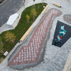almaty museum of arts — Пешеходный фонтан и водная гладь